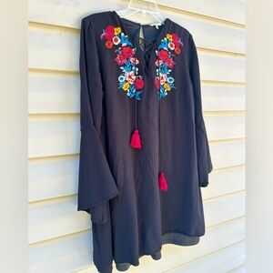 Jodifl size M black embroidered bell sleeve Bohemian flowy lined peasant dress